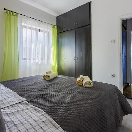 Dora Apartmán *