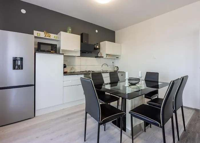 Dora Apartament Crikvenica